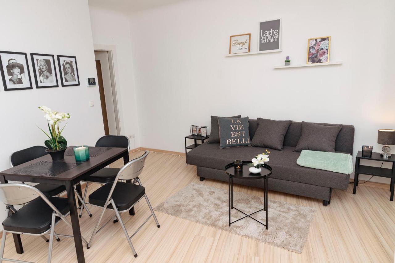 וינה Beautiful 2-Bedroom Apartment Near Schoenbrunn מראה חיצוני תמונה