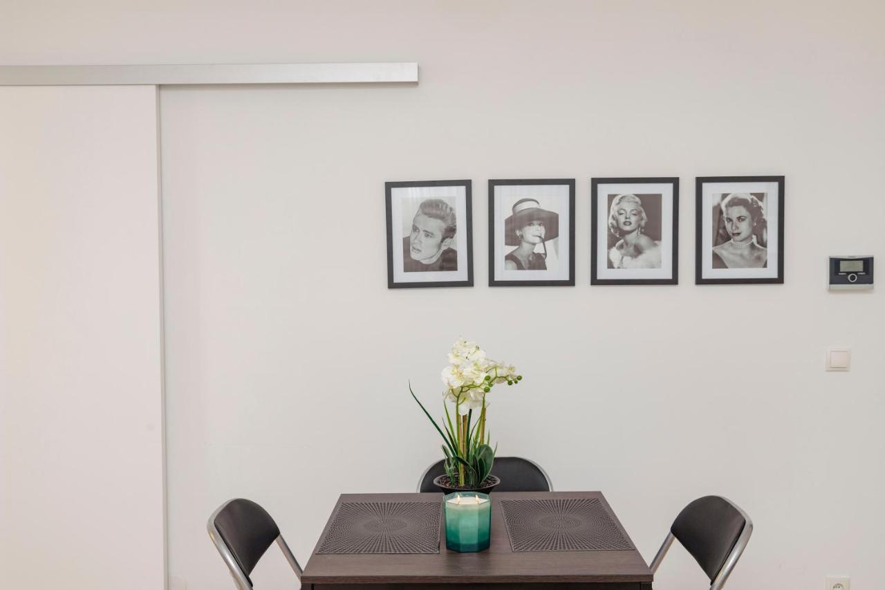 וינה Beautiful 2-Bedroom Apartment Near Schoenbrunn מראה חיצוני תמונה