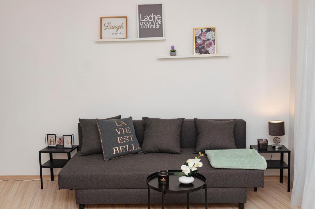 וינה Beautiful 2-Bedroom Apartment Near Schoenbrunn מראה חיצוני תמונה